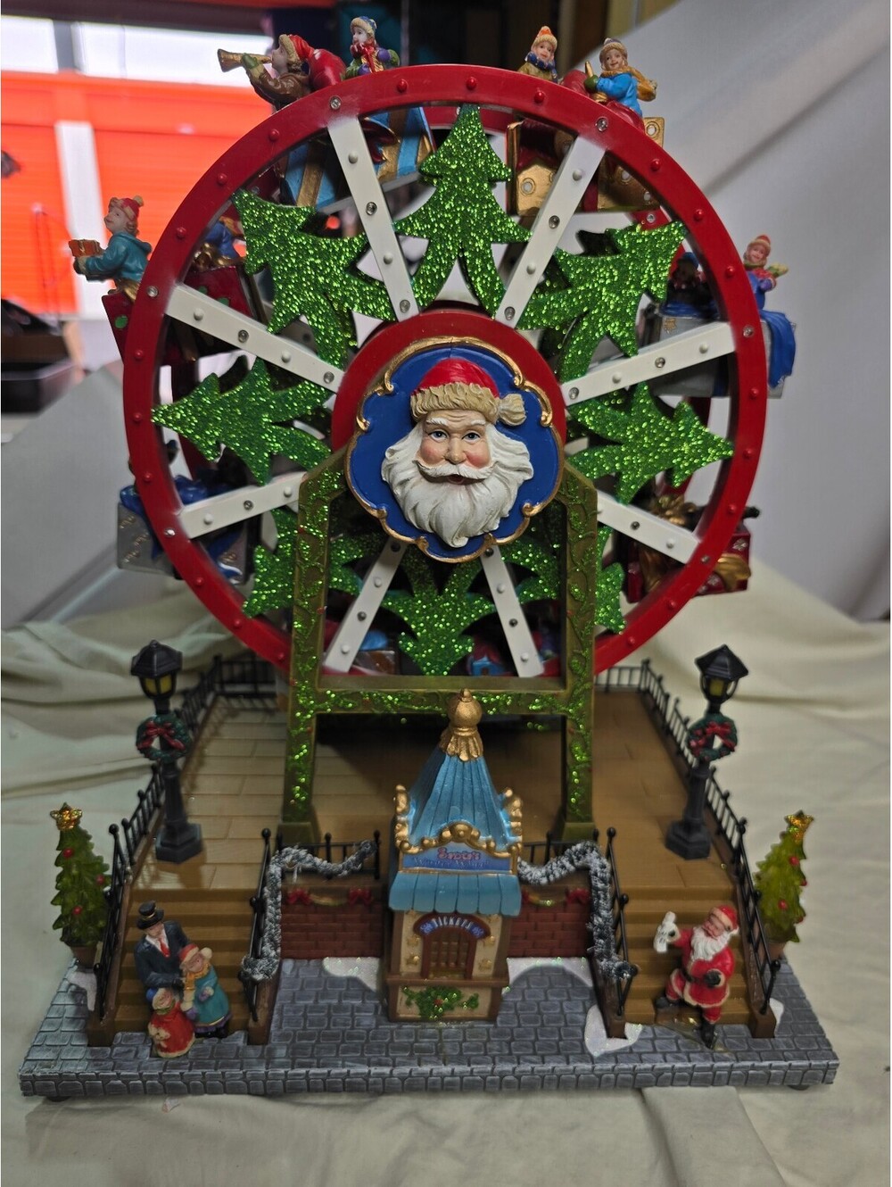 Carole Towne Collection Santa's Christmas Ferris Wheel Excellent Cond.